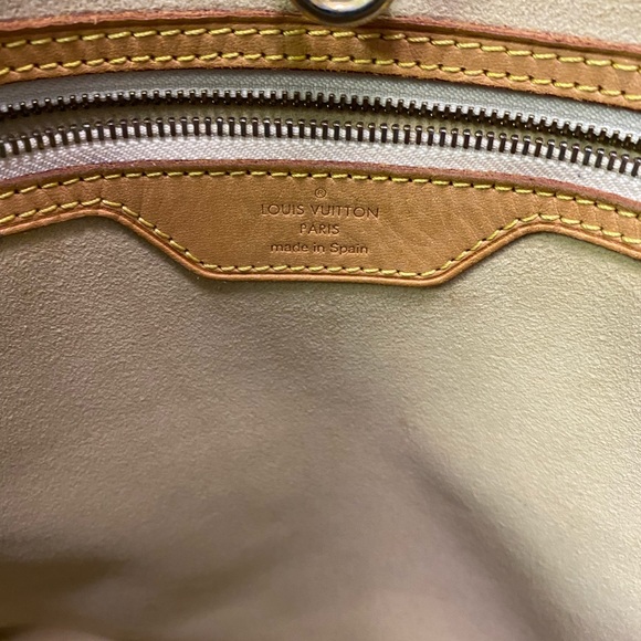 Louis Vuitton Hampstead MM 100% AUTHENTIC - Picture 14 of 14